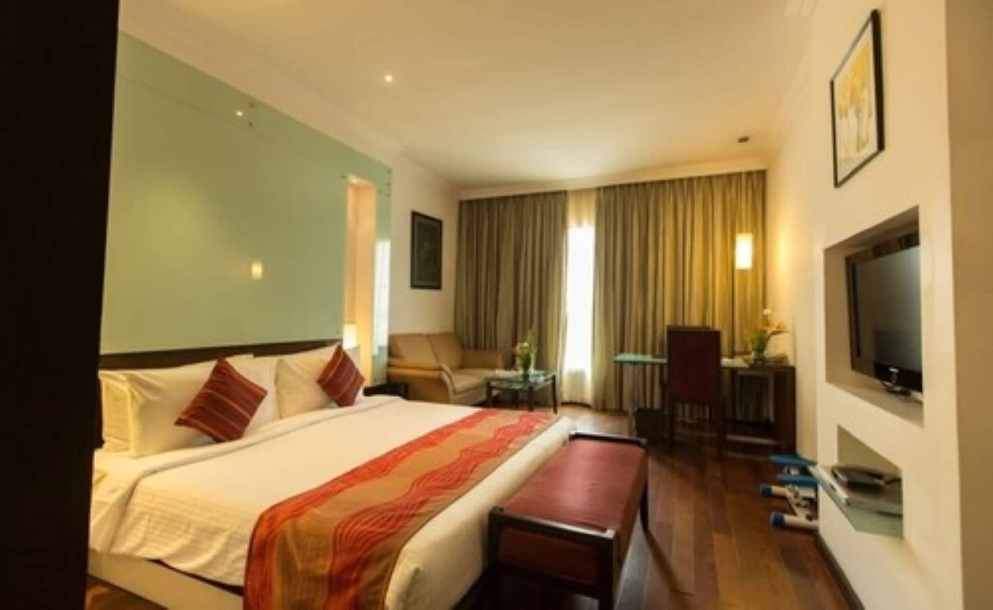 The Chancery Pavilion Bangalore Esterno foto
