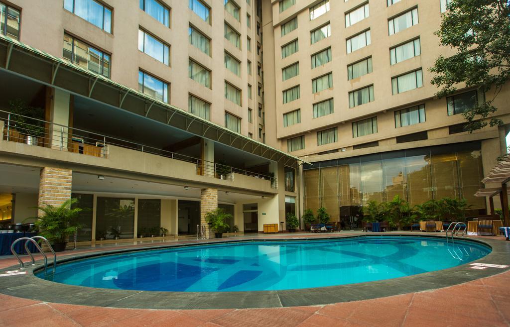 The Chancery Pavilion Bangalore Esterno foto