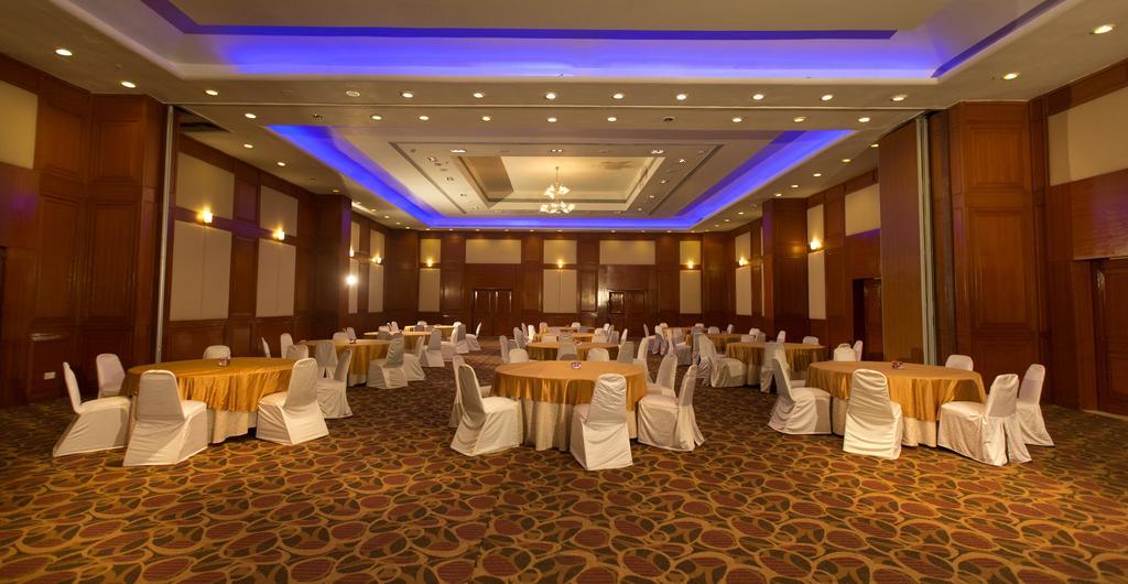 The Chancery Pavilion Bangalore Esterno foto